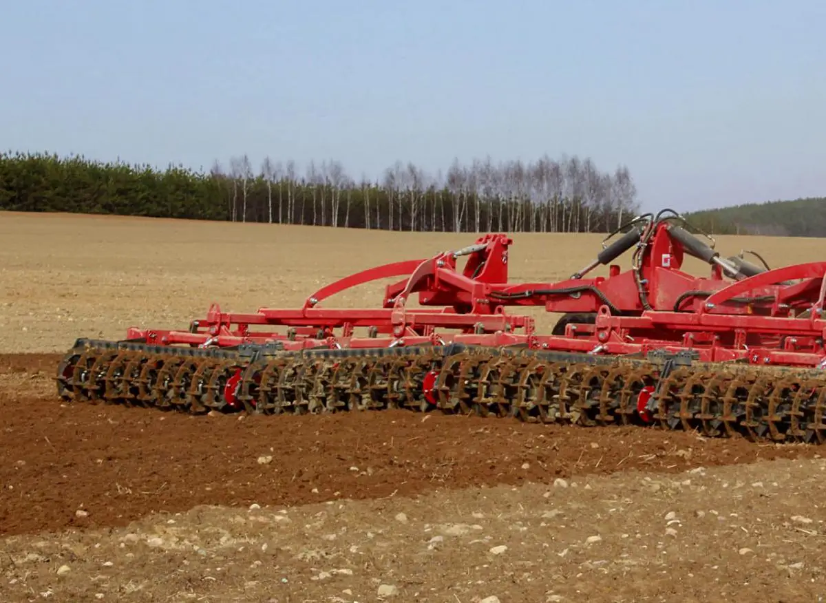 Używane agregaty uprawowe na korbanek.pl